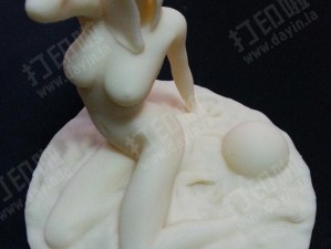 3D 美女裸体被打印，完美还原人体细节