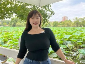 丰满妇女 BBWBBWBBWBBW 胖模盘点：这些大码模特如何打破身材偏见？